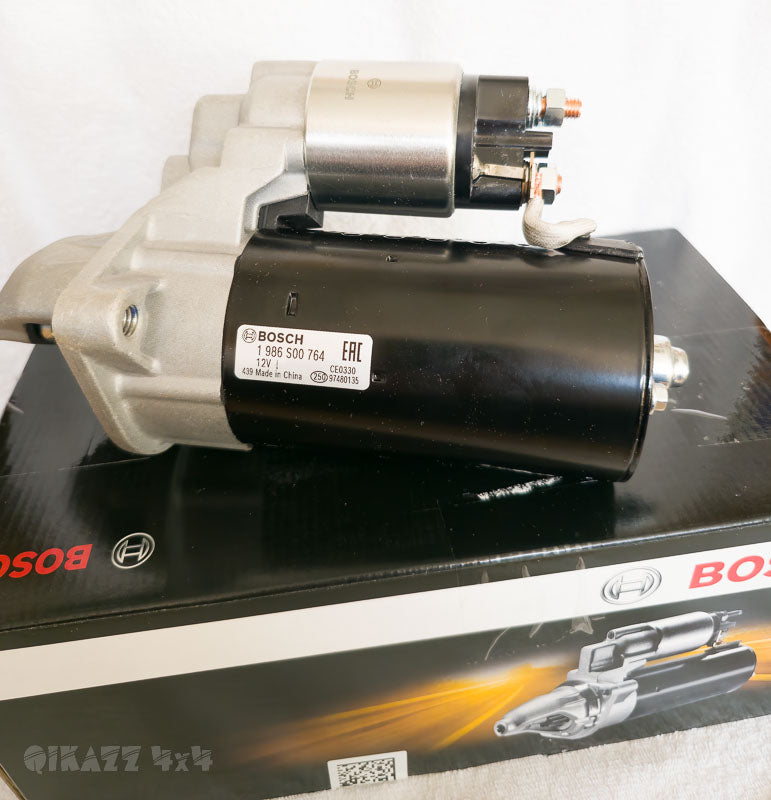 BMW Genuine Starter Motor for M57N2 - Bosch 12417798035 | Bosch