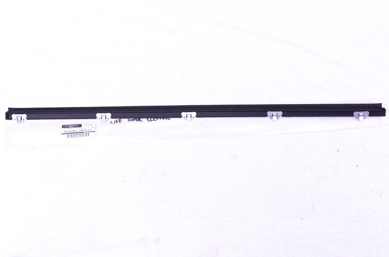 Genuine Nissan Patrol GQ Y60 Weatherstrip LHF Electric Inner