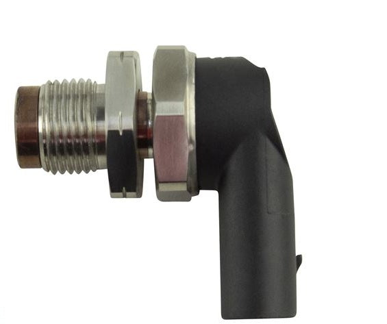 BMW Fuel Pressure Sensor for M57N & M57N2 - Vemo 13537787167 | Vemo