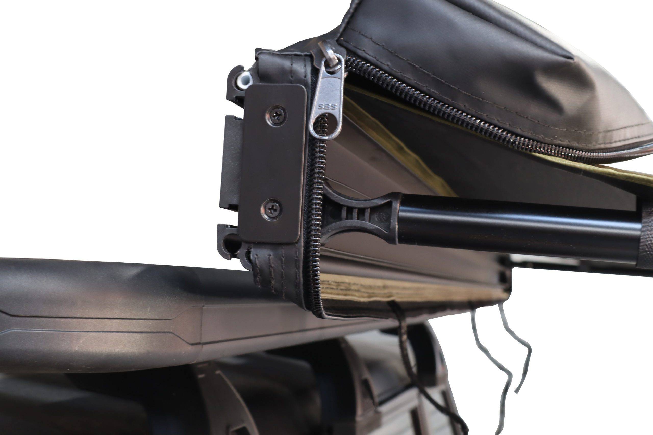 23Zero Raven 2000 (slimline) pull out side awning with LST | 23Zero