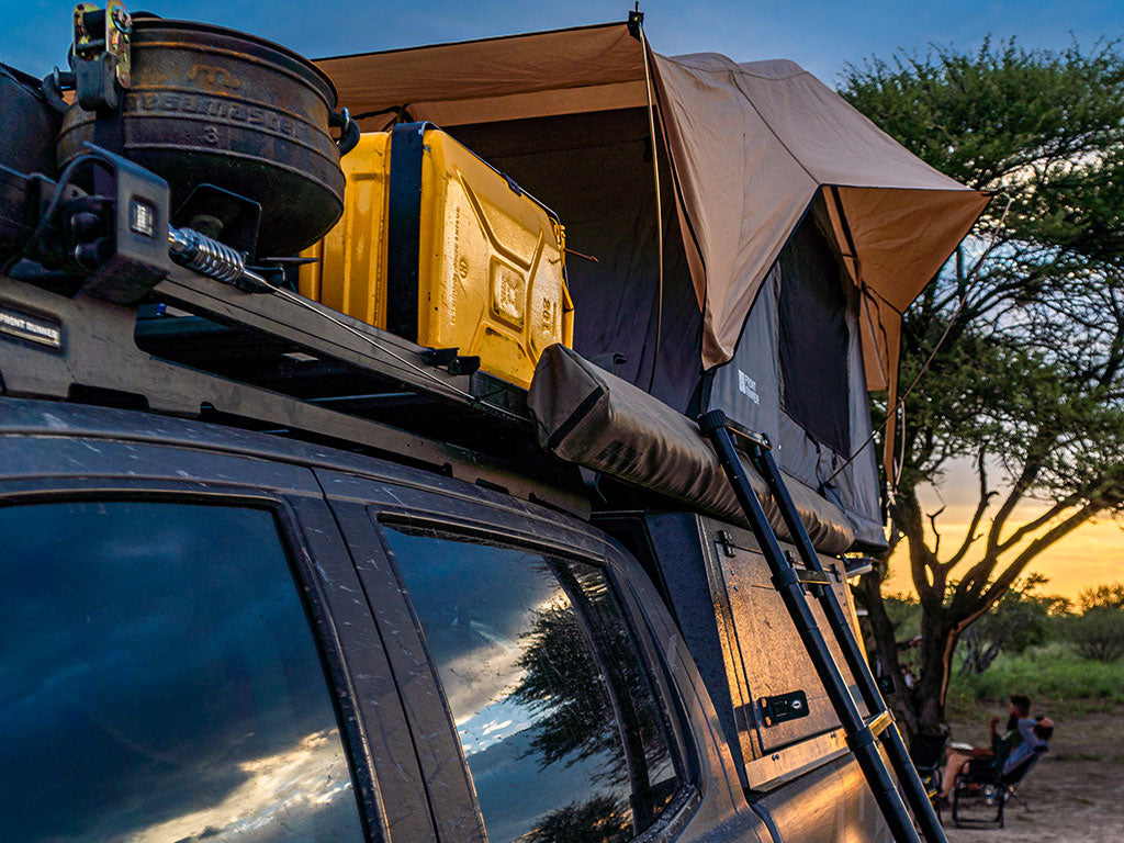 Potjie Pot/Dutch Oven Carrier - by Front Runner | Front Runner