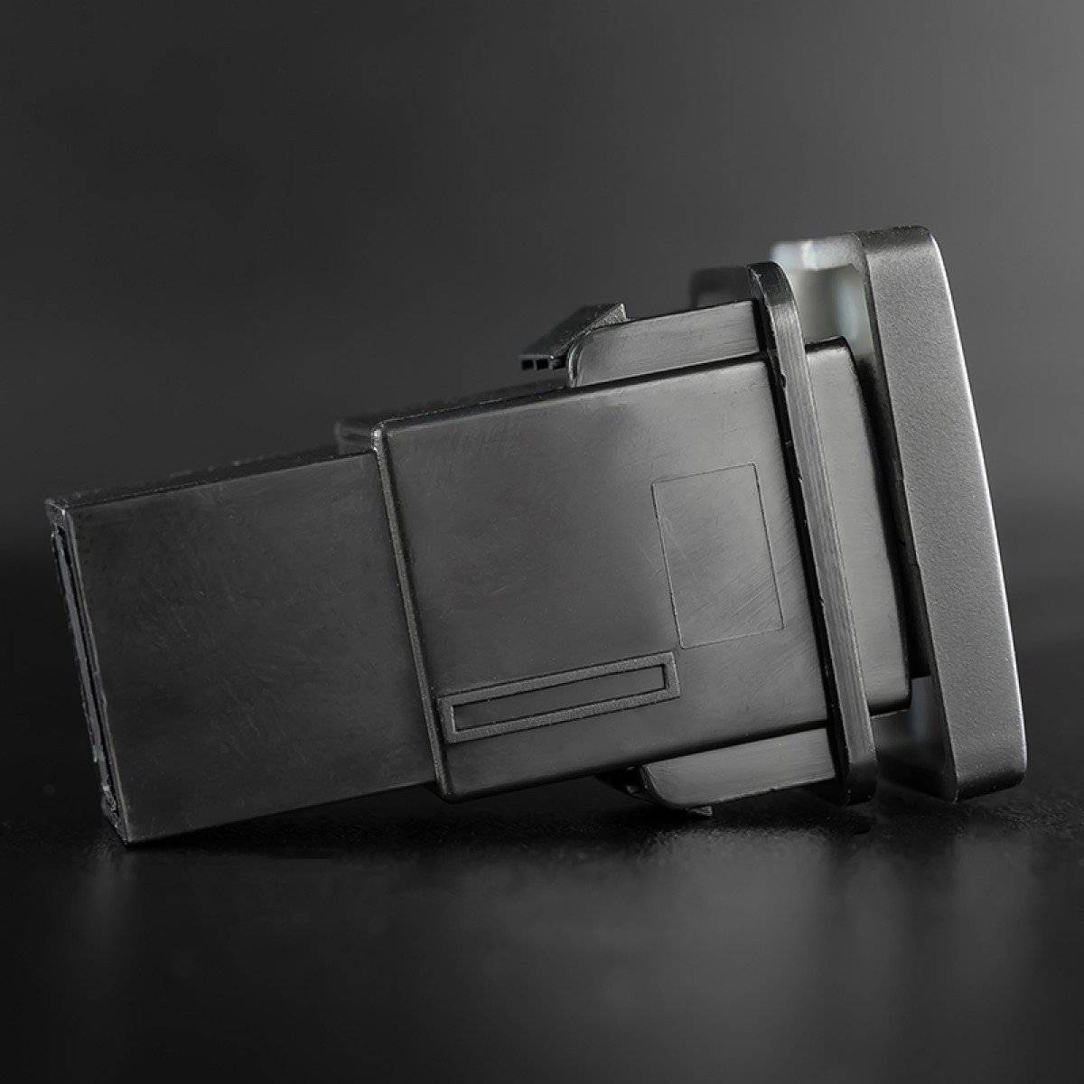 Stedi Switch - Rear Diff Lock - Short Type Push Switch to suit Toyota | Stedi