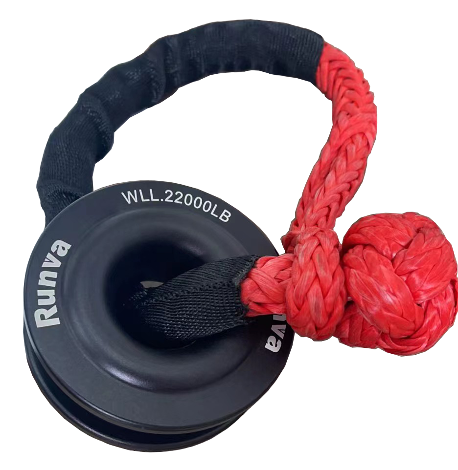Runva 11XP PREMIUM RED 12V with Synthetic Rope (INCLUDES HANDHELD)