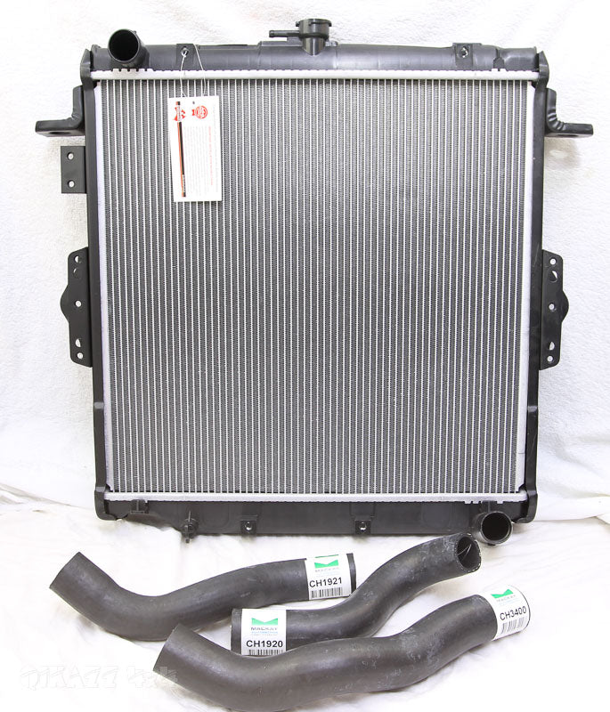 Adrad Alloy / Plastic Radiator for Toyota Landcruiser 79 Series Manual 01-07 HZJ - Suits Plastic Fan Shroud