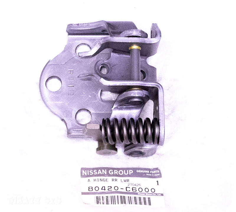 Nissan Patrol Genuine GQ Y60 RHF Lower Door Hinge