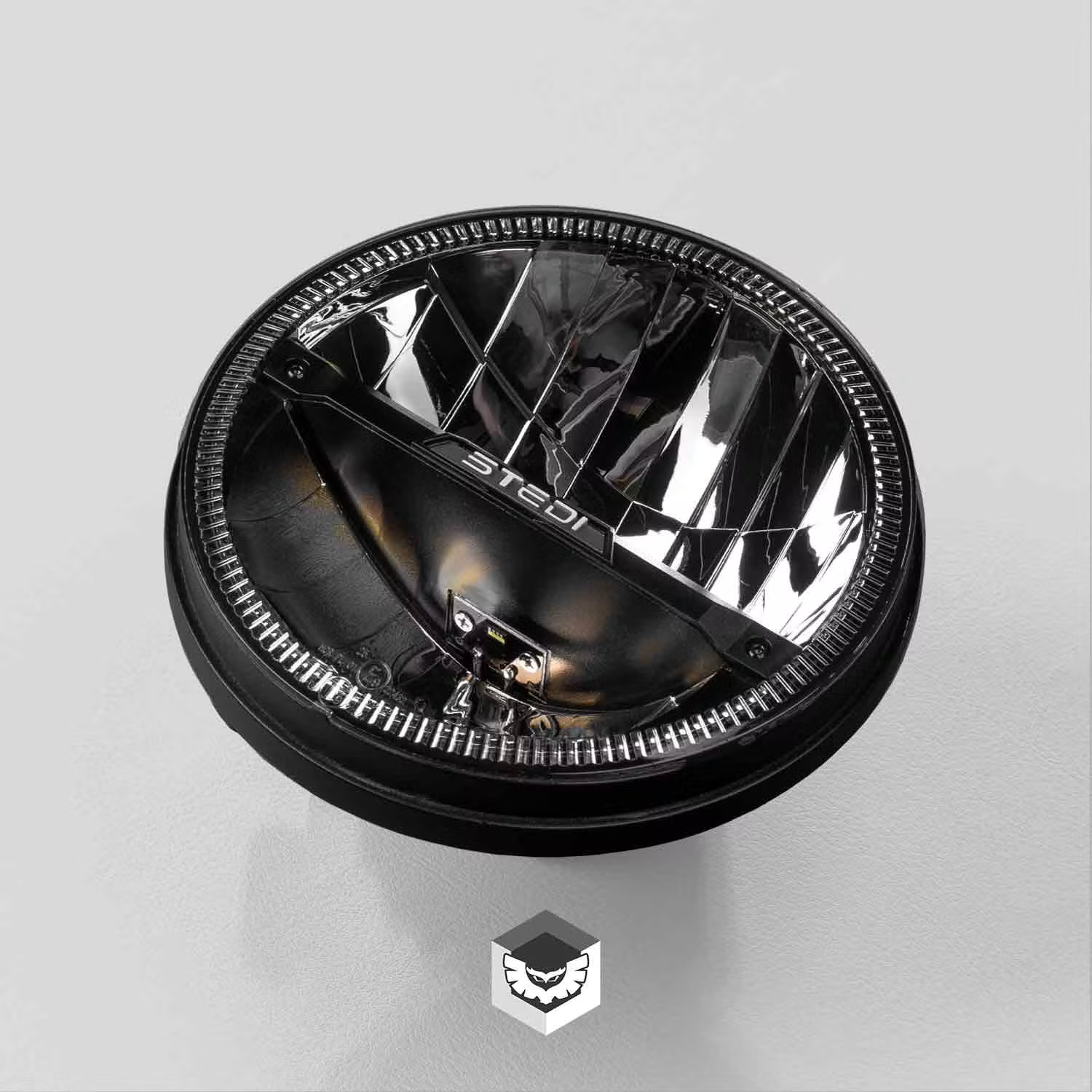 Stedi 7 inch Homage LED Headlight - Black (5700K) | Stedi