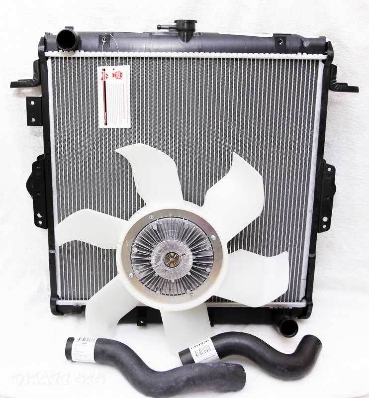 Adrad Alloy / Plastic Radiator for Toyota Landcruiser 79 Series Manual 01-07 HZJ + QIKAZZ Ultimate Fan - Suits Plastic Fan Shroud | Adrad