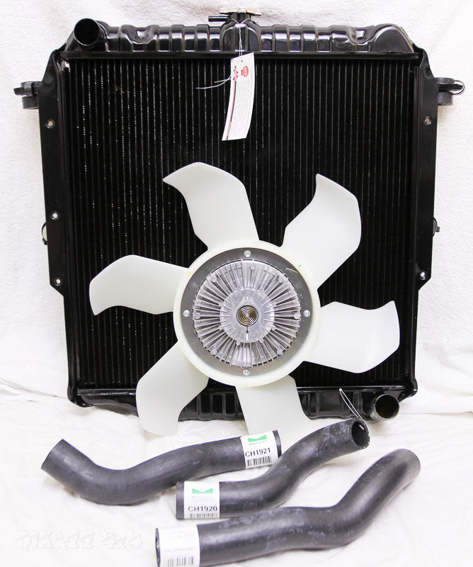 Adrad Brass / Copper Radiator for Toyota Landcruiser 79 Series Manual 01-07 HZJ + QIKAZZ Ultimate Fan - Suits Metal Fan Shroud