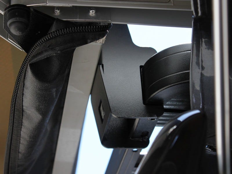 Bat Wing/Manta Wing Awning Brackets | Front Runner