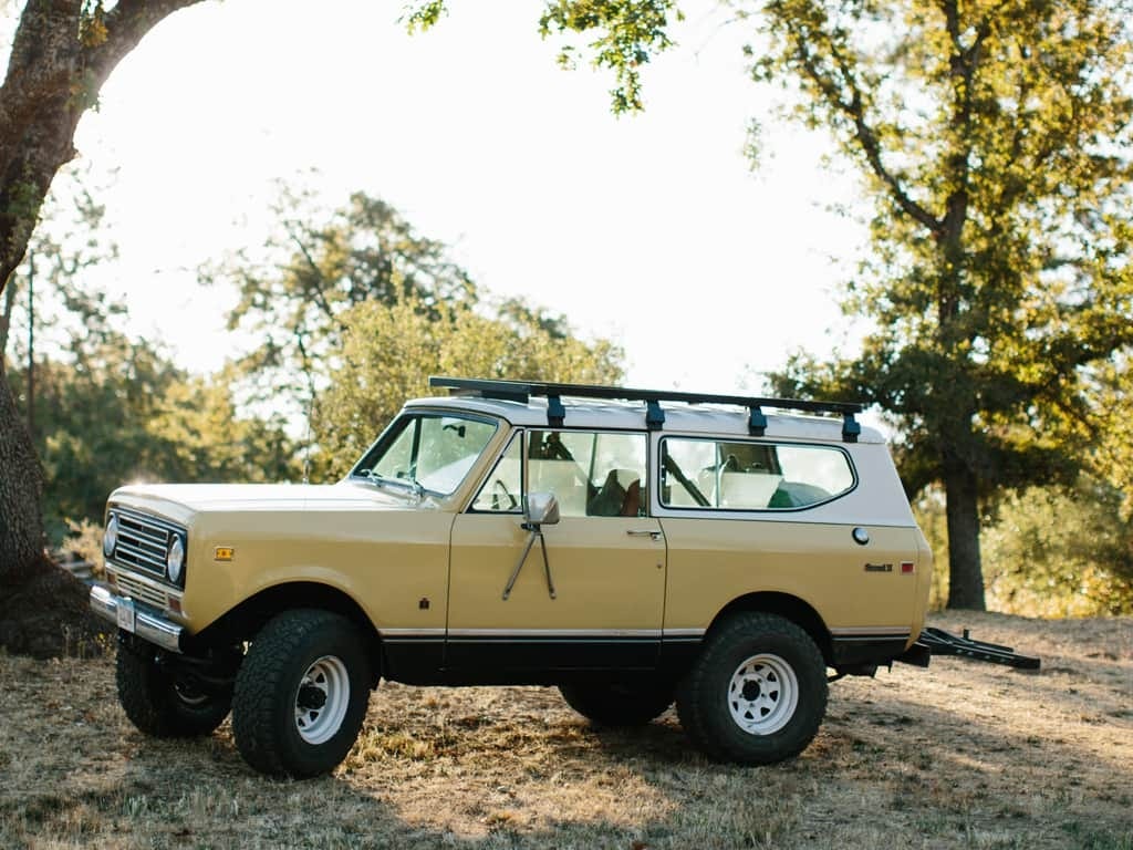 International Scout II (1971-1980) Slimline II Roof Rack Kit | Front Runner