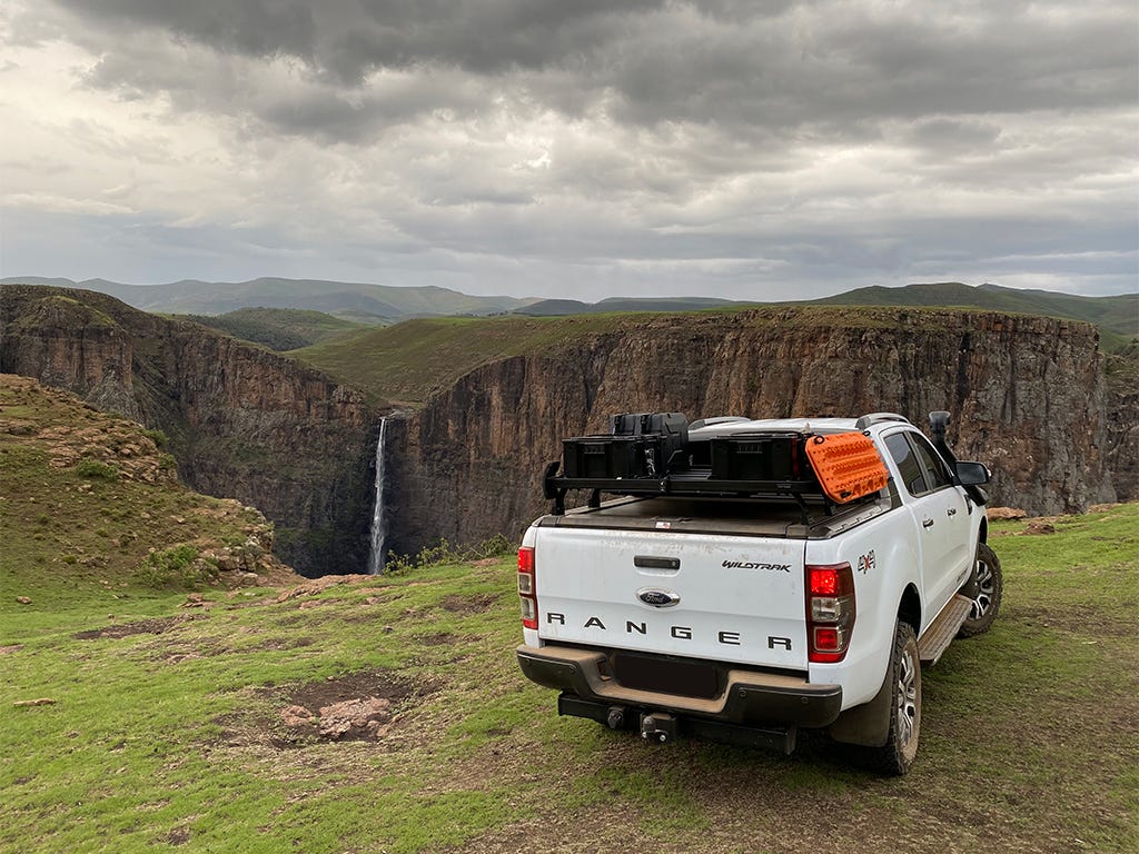 Ford Ranger Wildtrak/Raptor (2012-Current) Roll Top Slimline II Load Bed Rack Kit | Front Runner