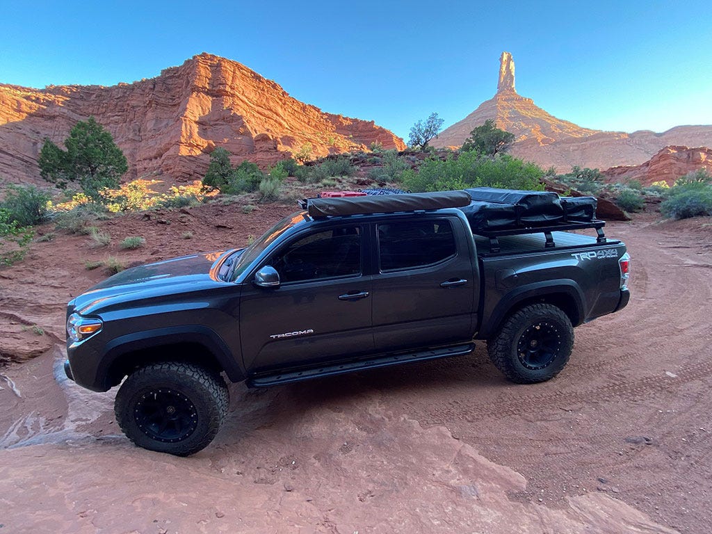 Toyota Tacoma (2005-Current) Retrax Slimline II Load Bed Rack Kit | Front Runner