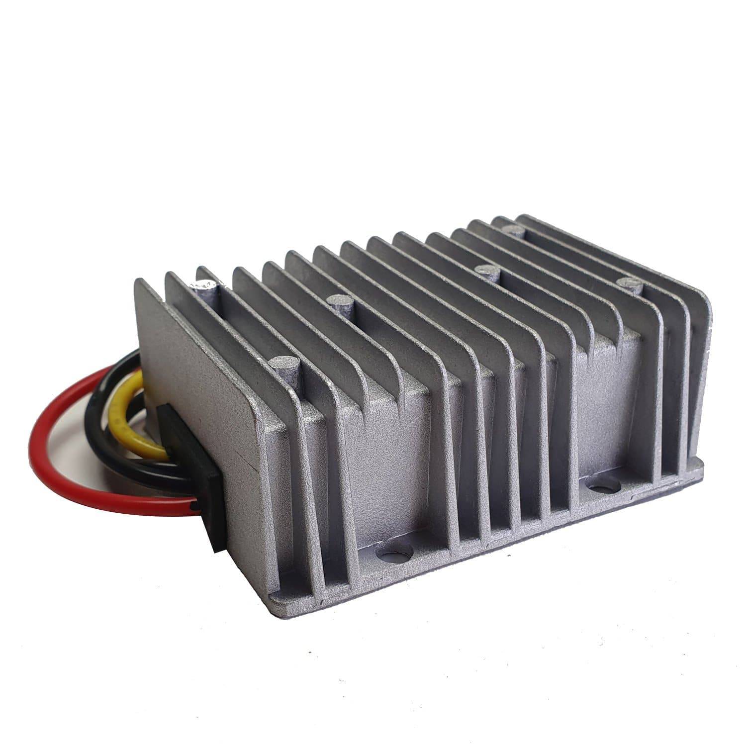 QIKAZZ DC-DC Step Up/Down Converter 12V (8-36V) TO 13.8V – 15AMP | QIKAZZ 4x4 & Camping